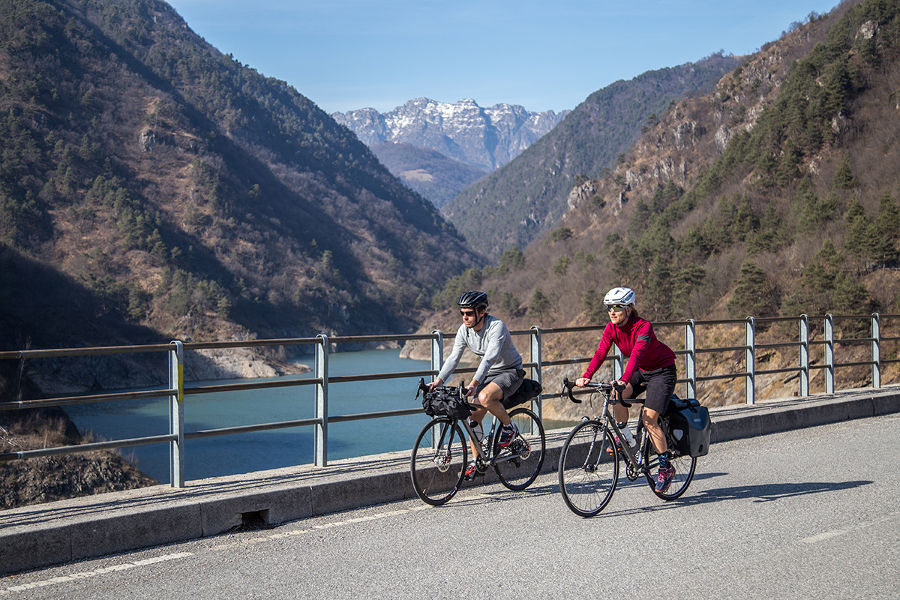 Cicloturismo, sostenuti investimenti per oltre 4 milioni di euro in provincia di Brescia